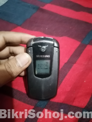 samsung e 2210 এবং samsung gt e 1390